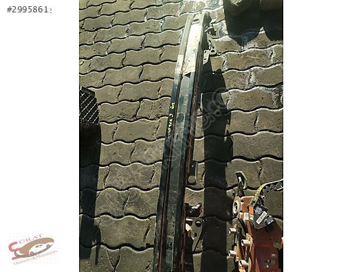 RENAULT MEGANE 3 ÖN TAMPON DEMİRİ ORİJİNAL ÇIKMA