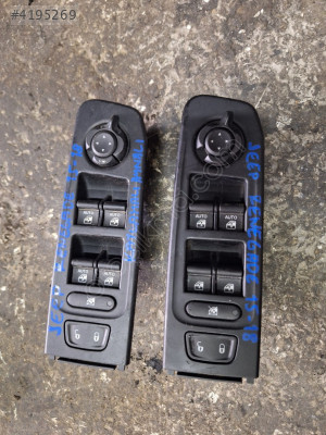 JEEP RENEGADE 2015-18 SOL ÖN DÖRTLÜ CAM DÜĞMESİ ÇIKMA ORJİNAL