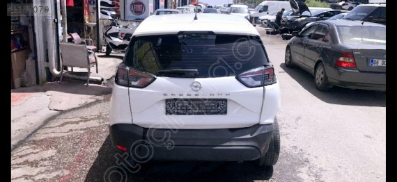 ÖZMEN OPEL CROSSLAND ÇIKMA ARKA BAGAJ KAPAĞI KOMPLE DOLU