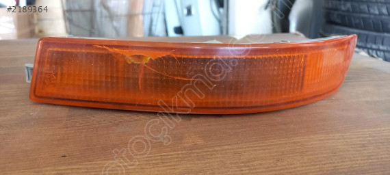 Corolla 93 - 97 sol ön sinyal lambası orj çıkma