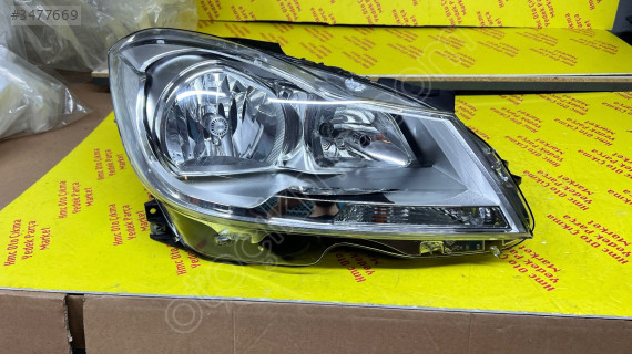 KERCEDES W204 KASA C180 SAĞ DÜZ FAR ORJİNAL ÇIKMA