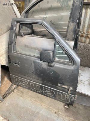 Isuzu tfr sağ kapı