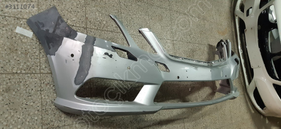 Mercedes E 212 TAMPON ÖN AMG