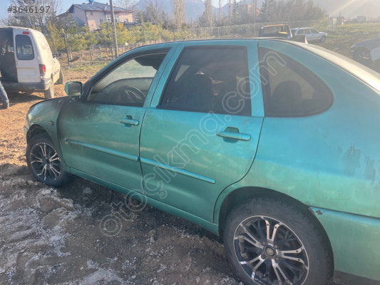 Volkswagen Polo sol arka kapı