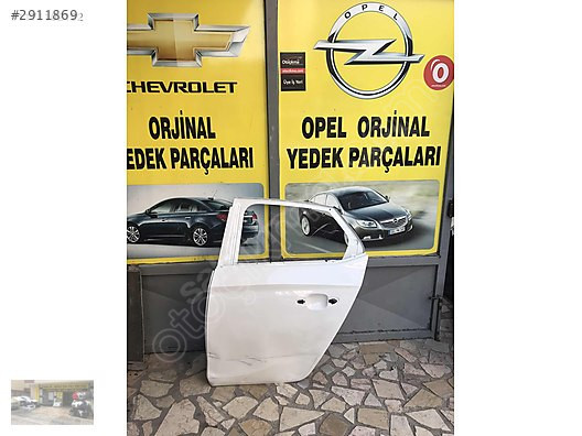 Opel corsa f beyaz renk çıkma sol arka kapı ORJİNAL OTO