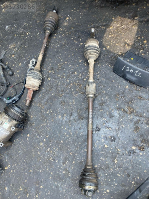HYUNDAI İ 20 SAG SOL AKS MERT OTO