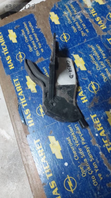Çıkma Opel Corsa D Kaput İç Açma Kolu
