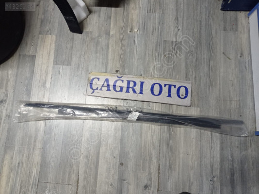 AUDİ A3 SOL DIŞ KAPI CAM SIYIRICI ÇITA 8V5837477A ÇAĞRI OTO