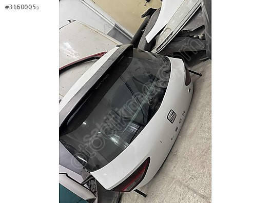 Seat Leon Bagaj Kapağı Hatasız Çıkma Orijinal