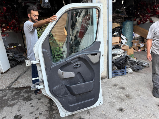 RENAULT MASTER 3 SAĞ ÖN KAPI MENTEŞESİ ORJİNAL 10-20 MODEL