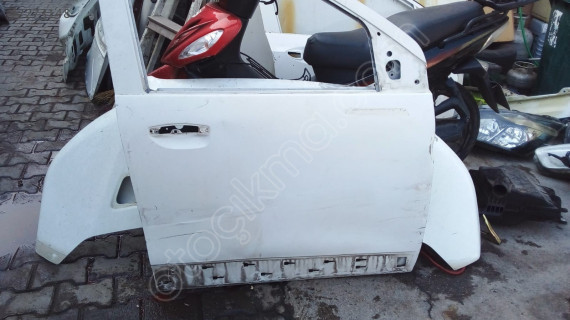 dacia dokker sağ ön kapı