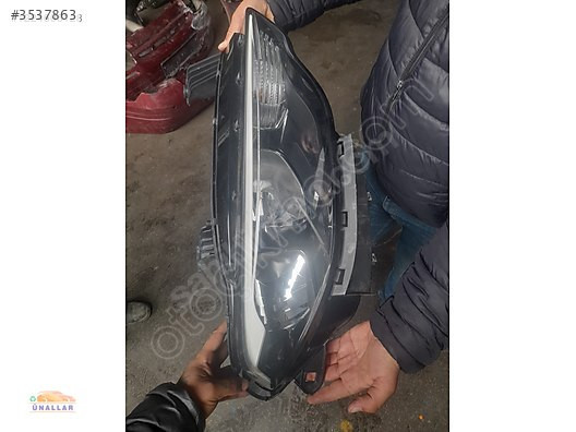 Fiat Egea Sağ Ön Far - Ünallar Oto Yedek Parça Çıkma Ürün