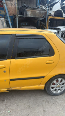 Fiat albea sol arka kapı