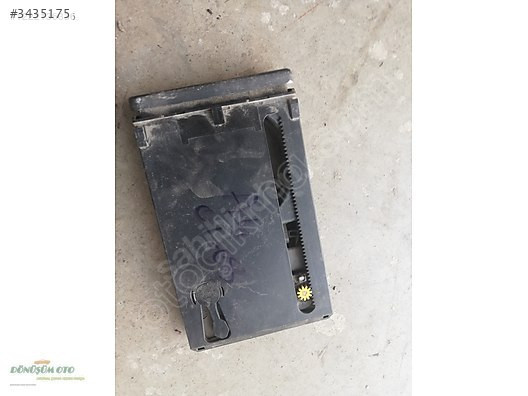 AUDİ A4 SÖKME BARDAK TUTUCU 8E2862534J 2001 - 2007