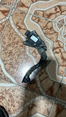 Renault trafik 3 gaz pedalı