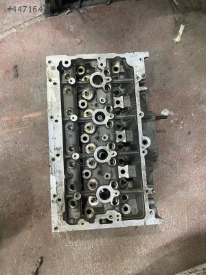 AUDİ A3 3.0 TDİ SİLİNDİR KAPAĞI