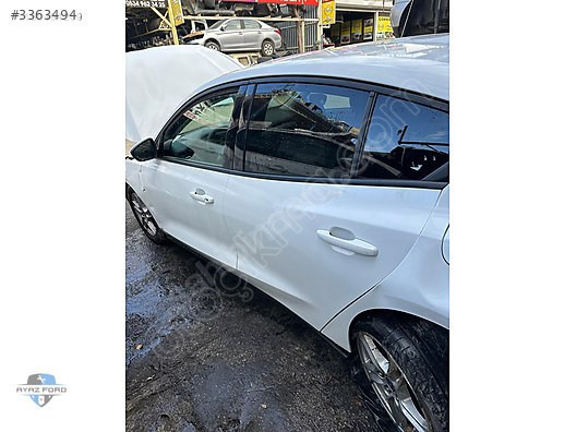 Ford Focus 4 Çıkma Sol Ön Kapı Hatasız Beyaz