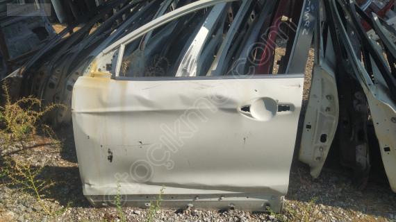 Nissan Qashqai sol ön kapı