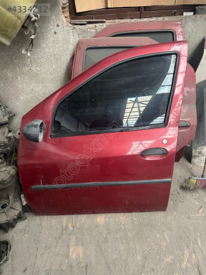 DACİA LOGAN SOL ÖN KAPI