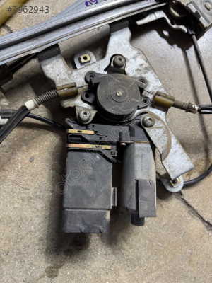 ÇIKMA SKODA OCTAVİA SOL ÖN CAM MOTORU 101446203