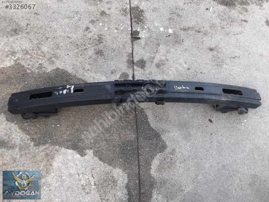 OTO CEM'DEN ÇIKMA HYUNDAİ ELANTRA ÖN TAMPON DEMİRİ