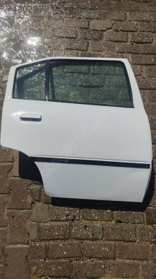 OPEL KADETT SAĞ ARKA KAPI