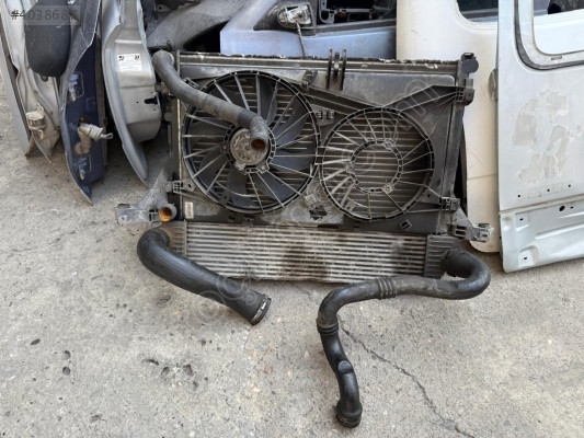 RENAULT MASTER 3 FAN MOTORU 10-20 MODEL ORJİNAL ÇIKMA TEMİZ