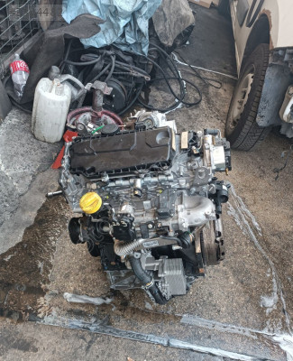 Renault master 3 2.3 dolu garantili orjinal motor montaj yapılır