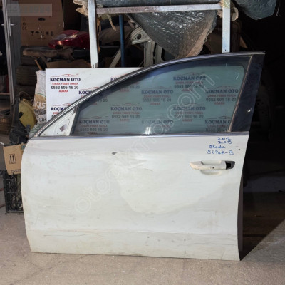 SKODA SÜPERB SOL ÖN KAPI 12-15