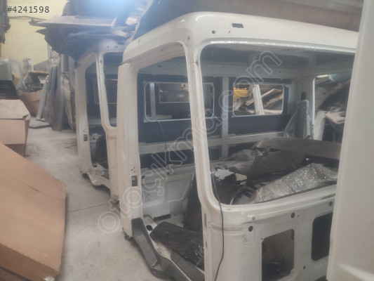 AKtoros 2015 model kabin