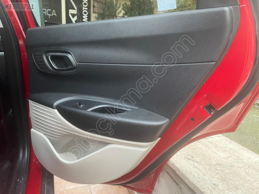 HYUNDAİ BAYON SAĞ ARKA KAPI DÖŞEMESİ SÖKME YEDEK PARÇA