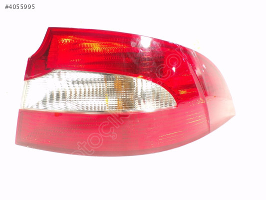 3T5945112 Sağ Stop Lambası Ledsiz 08-13 Skoda Super B MARELLİ
