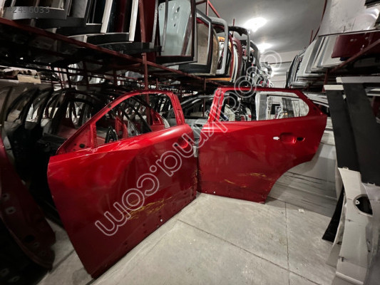 PEUGEOT 2008 ÇIKMA ORJİNAL SOL ÖN KAPI
