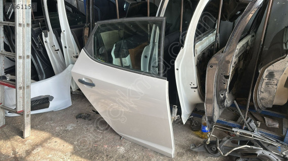SEAT İBİZA SAĞ ARKA KAPI HATASIZ ORJİNAL BURSA MG