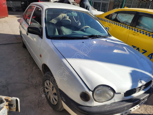 1999-2001 TOYOTA COROLLA SAĞ ÖN KAPI