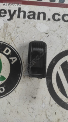 5G0868345 Golf 7 sağ ön kapı cam düğmesi çerçevesi
