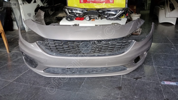 Fiat Egea eski model ön tampon orijinal