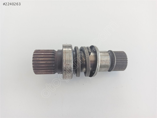 VW Transporter T5 Aks Mili İç Freze Sağ Ön Çıkma 02Z409345B