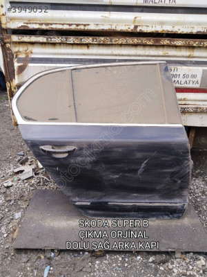 SKODA SUPER B ÇIKMA ORJİNAL DOLU SAĞ ARKA KAPI 2009-2015