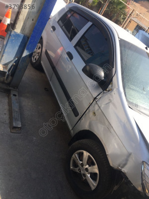 Hyundai Getz sağ ön kapı