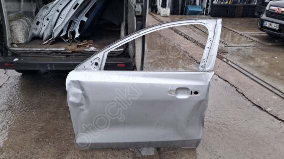 Ford Focus 2019 ve sonrası ön sol kapı