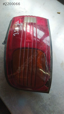 Mazda 323 sol stop çıkma