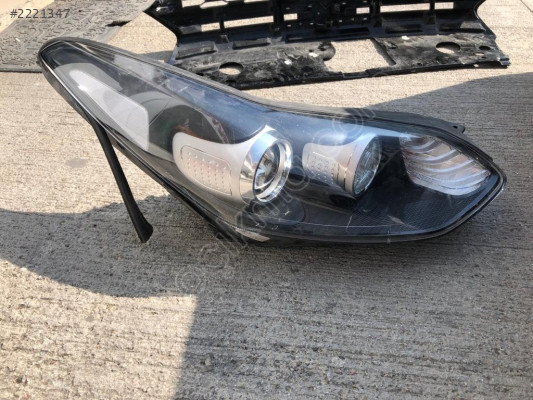 KİA SPORTAGE SAĞ FAR 92102F1000