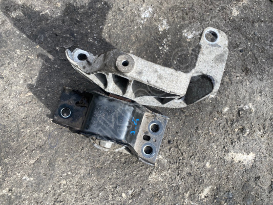 RENAULT CLİO 1,4 MOTOR KULAĞI
