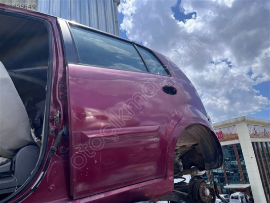 Chery Kimo sol arka kapı