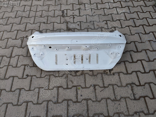 Honda Civic arka bagaj kapağı 2027 2023