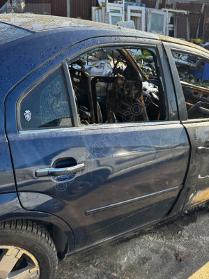 2004 model ford mondeo sağ arka kapı çıkma orjinal