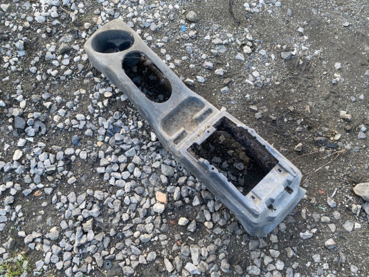 FORD CONNECT ORTA KONSOL