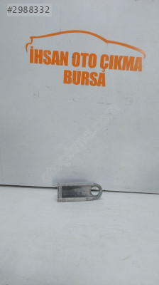 6310606-13140216- RADYATöe BAGLANTI BRAKETI ALT VECTRA C
