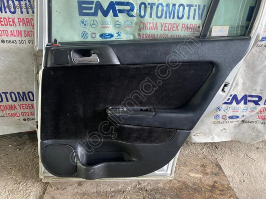 Opel astra G sağ arka kapı döşemesi hatasız